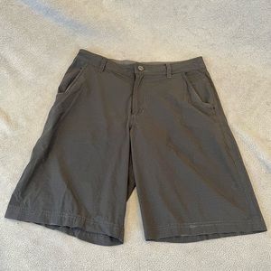 Lululemon Golf/Yoga/Swim Shorts sz: 32
